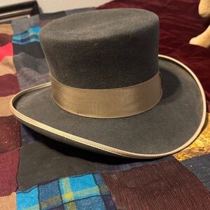 Gray/Brown Top Hat with Tan Band